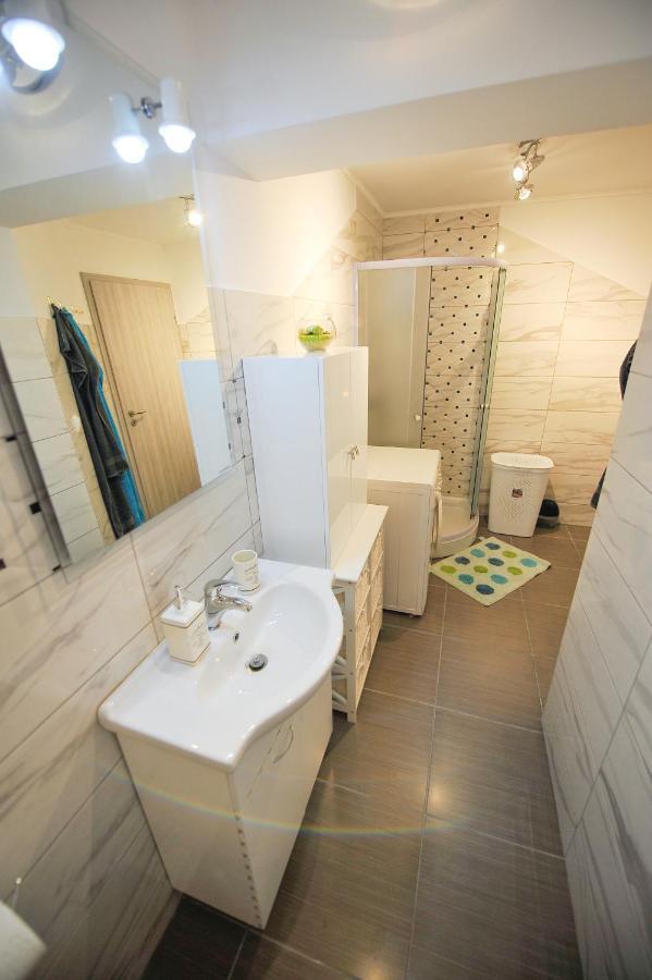 Apartments Jernej With Onsite Wellness Brezice Exterior photo